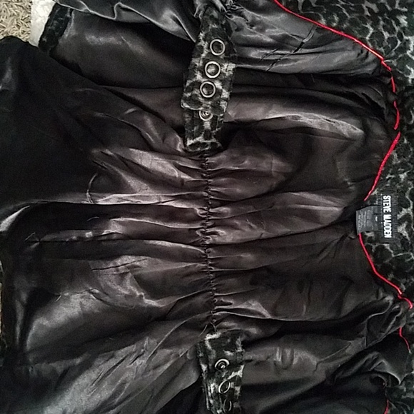 Poncho Jacket - Picture 4 of 4